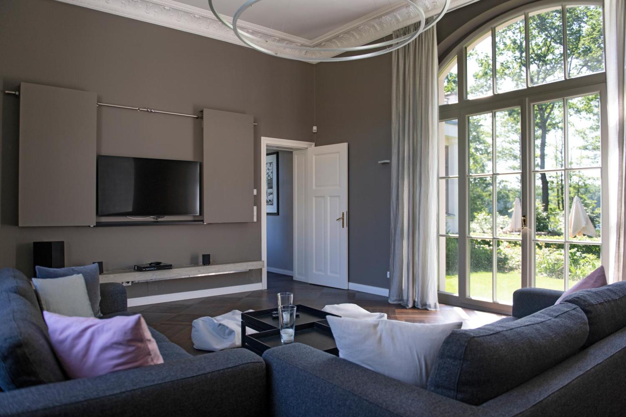 Herrenhaus Roeddelin Templin Buitenkant foto